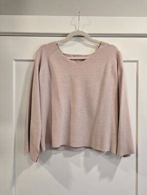 Soft Light Khaki Pink Knit V-Neck Sweater